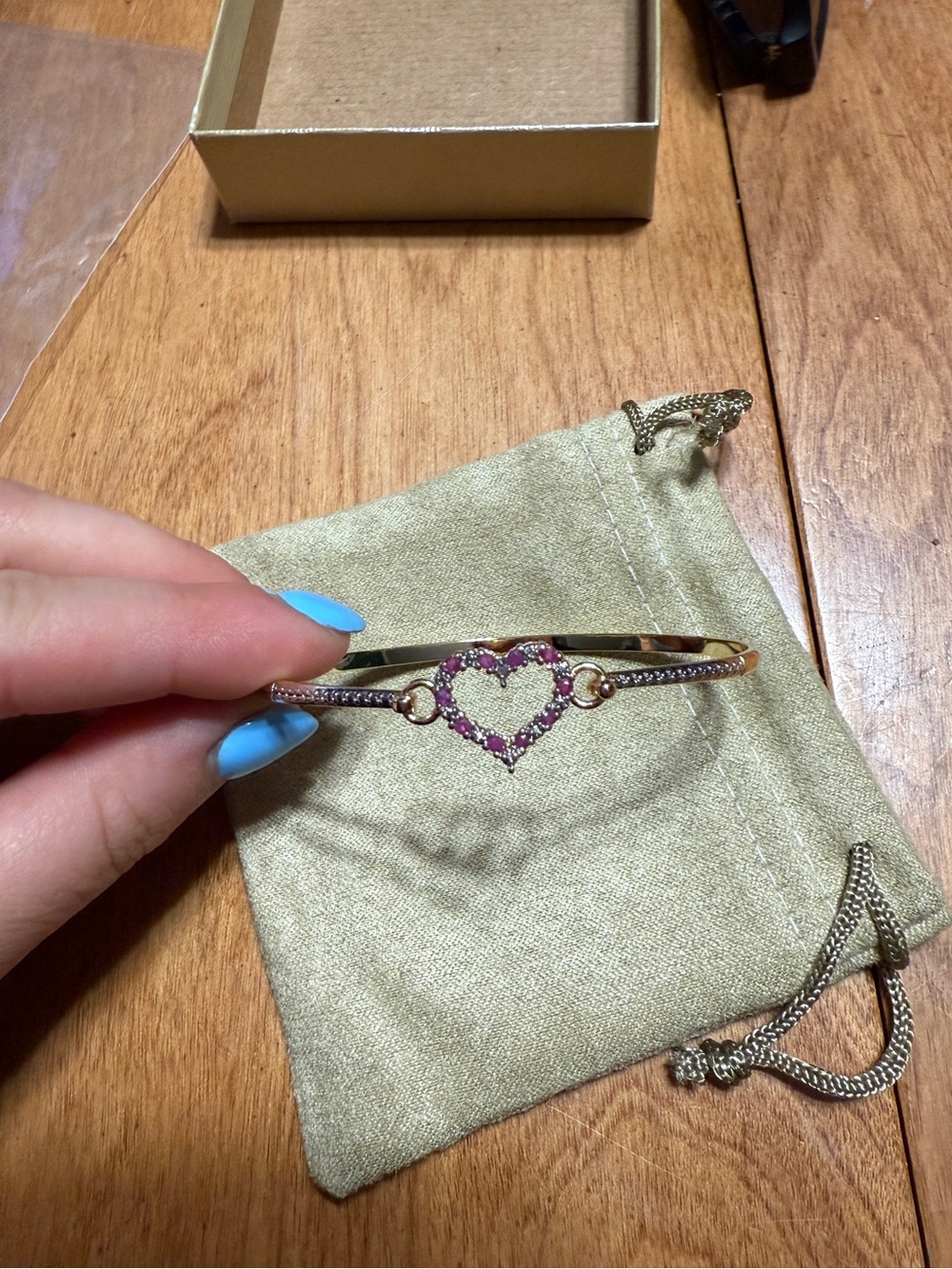 NWT! JTV Heart Bracelet - Picture 2 of 7